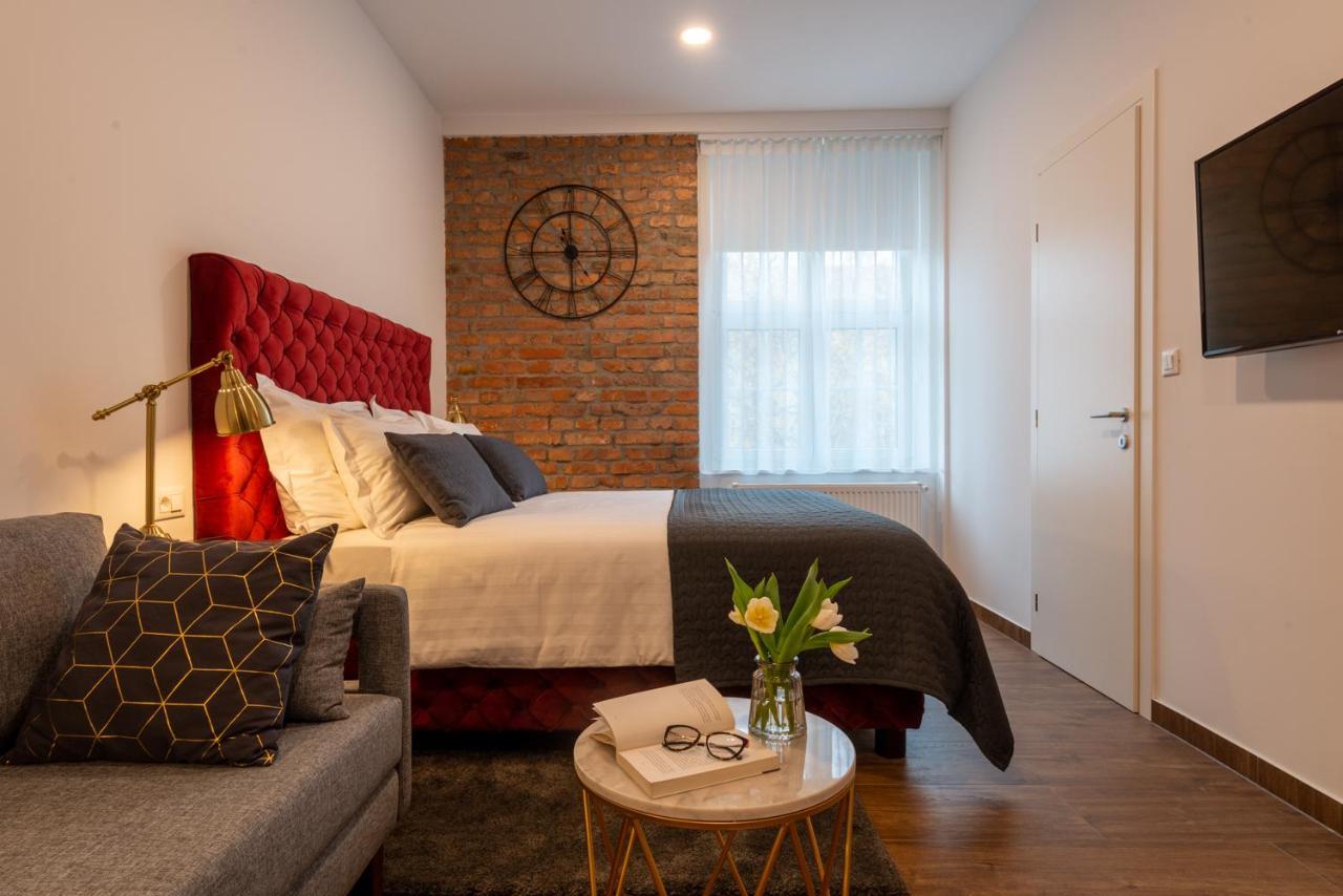 Brickwall Apartments Загреб Экстерьер фото