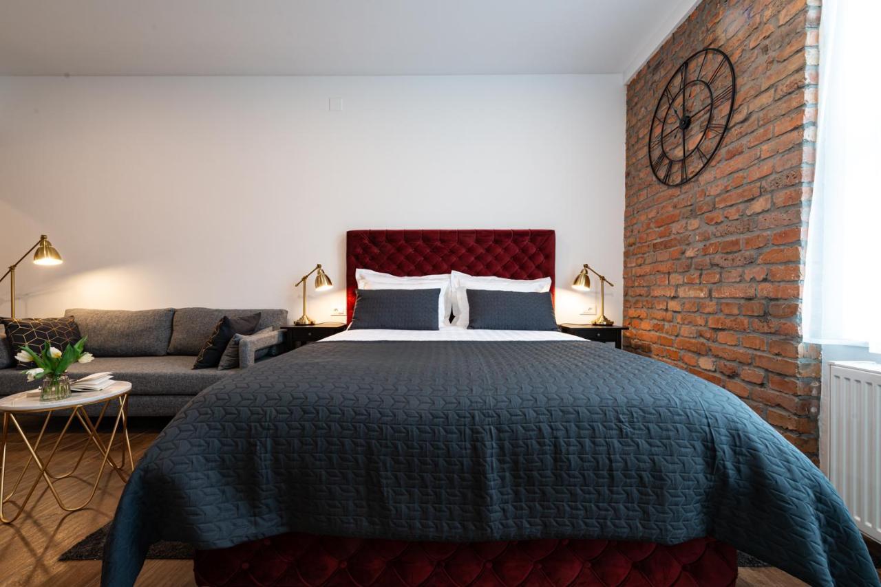 Brickwall Apartments Загреб Экстерьер фото