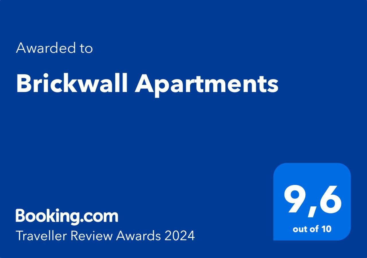 Brickwall Apartments Загреб Экстерьер фото